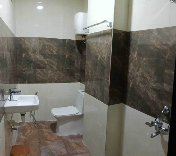Bathroom 4, HOTEL RAJDEEP, Sehore