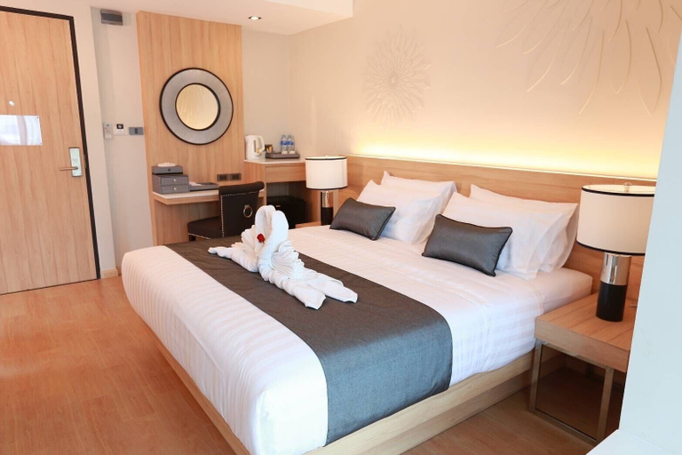 Bedroom 4, Iconic Hotel, Chatuchak