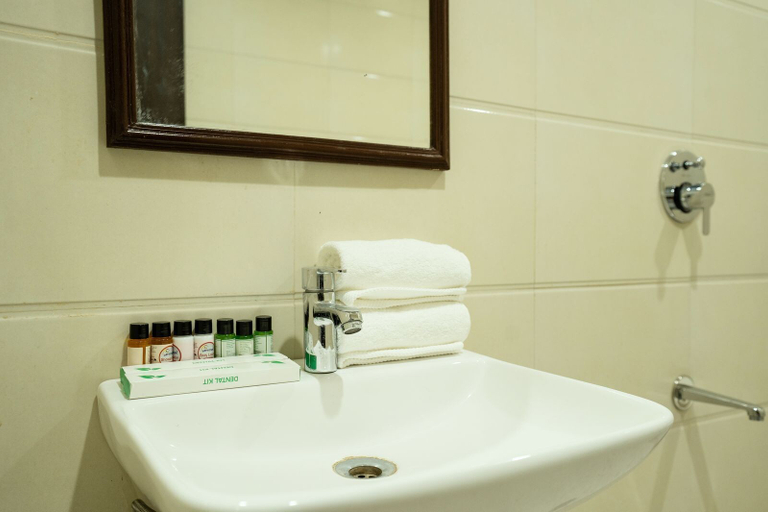 Bathroom 5, Hotel Mantra Heritage Jaisalmer, Jaisalmer