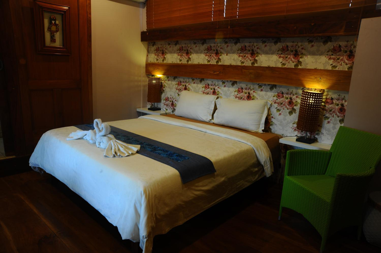 Bedroom 8