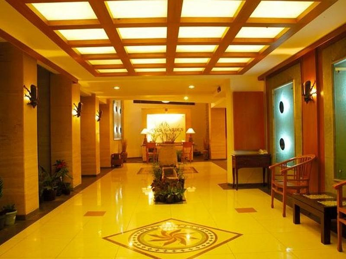 Public Area, Pines Garden Resort, Pasuruan