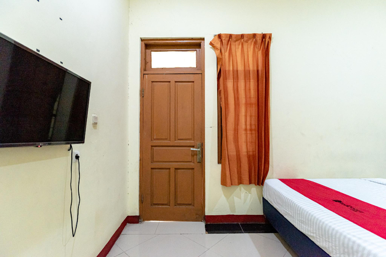 Bedroom 12