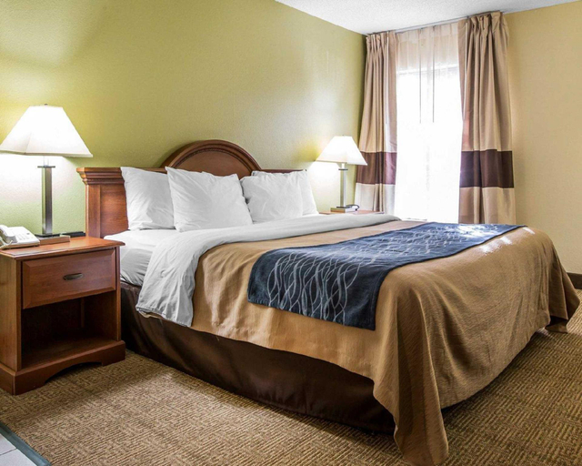 Bedroom 3, Quality Inn Darien-North Brunswick, McIntosh