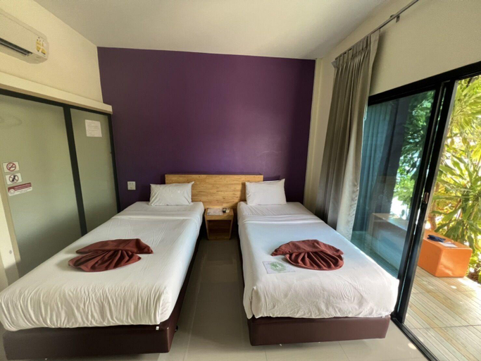 Bedroom 6