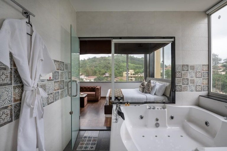 Bathroom 4, Aveda Diwatel, Pune