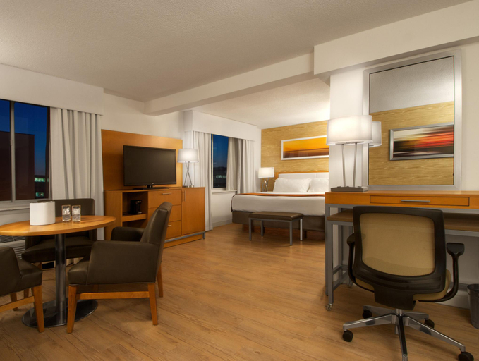 Bedroom 27