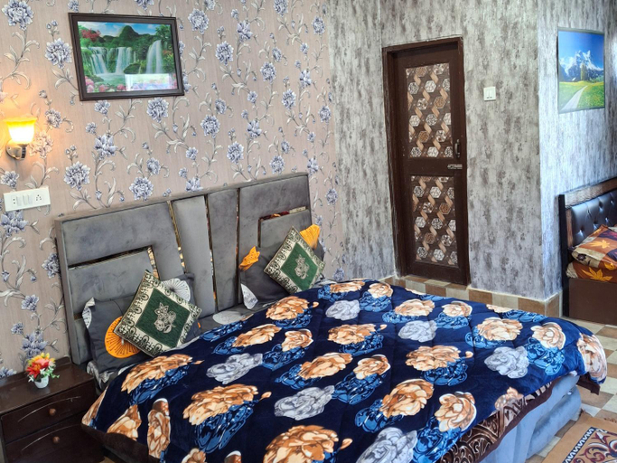 Bedroom 4, D'SHIEKH'S RESORT GUREZ , Bandipore