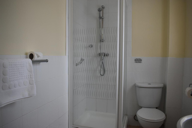 Bathroom 6