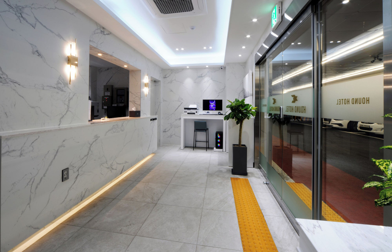 Others 5, hound hotel, Seosan