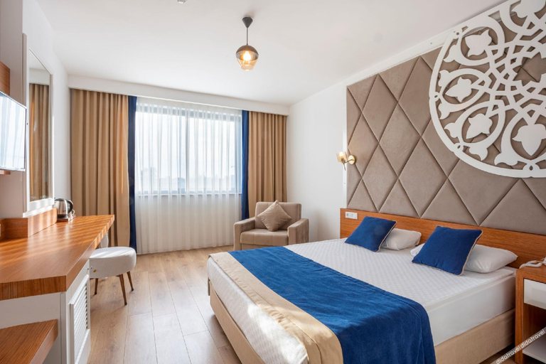 Bedroom 3, The Sansa Hotel & Spa, Manavgat