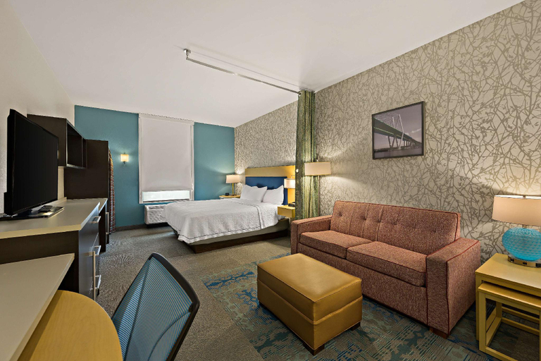 Bedroom 13