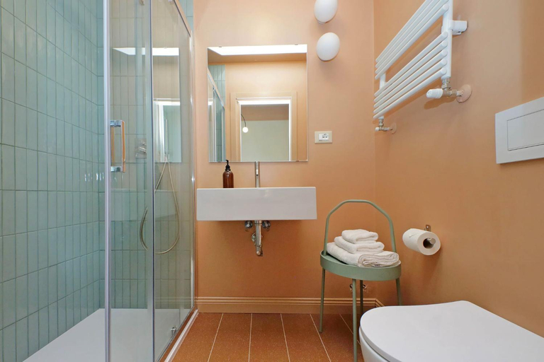 Bathroom 3, DaDom, Roma