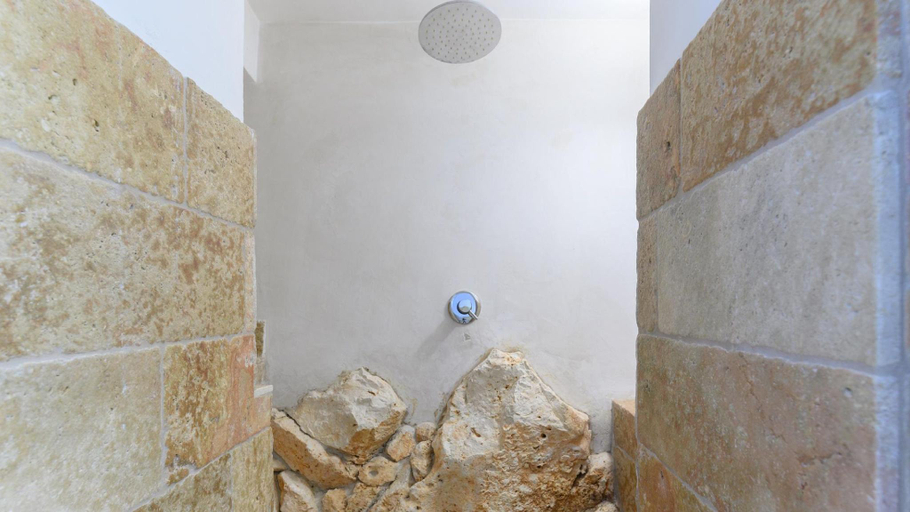 Bathroom 4, VILLA SOLELUNA 7&1, Emma Villas, Lecce