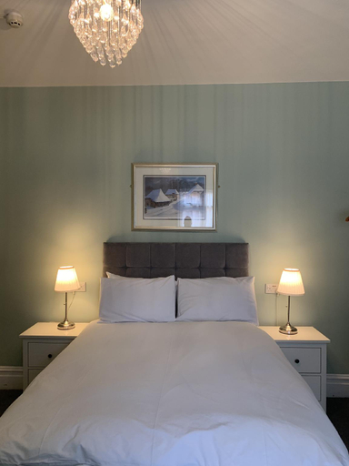 5, Shrubbery Guest House, Worcestershire