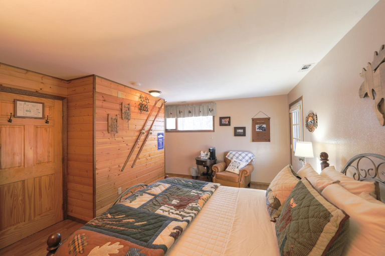 Bedroom 5, Talkeetna Chalet, Matanuska-Susitna