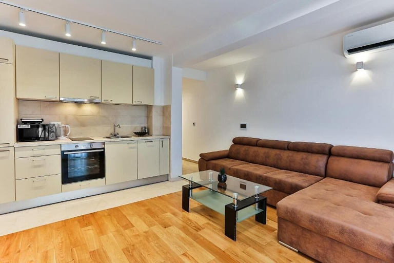 Others 5, Luxury Apartments Przno