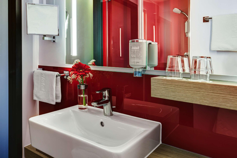 Bathroom 15