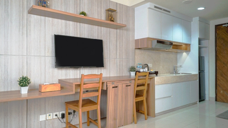 Dining Room 8