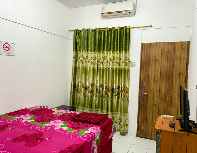 Bedroom 12