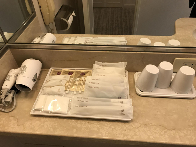 Amenities 18