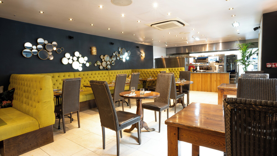 Food & Drinks 4, Plato's, Lancashire