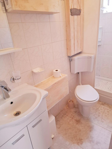 Bathroom 3, House Kate, Rovinj