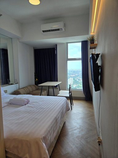 Bedroom 2, Cosmy Benson 38 Apartment, Surabaya