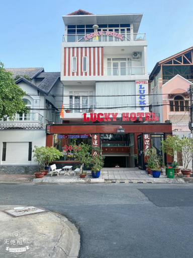 Lucky hotel, Binh Tan