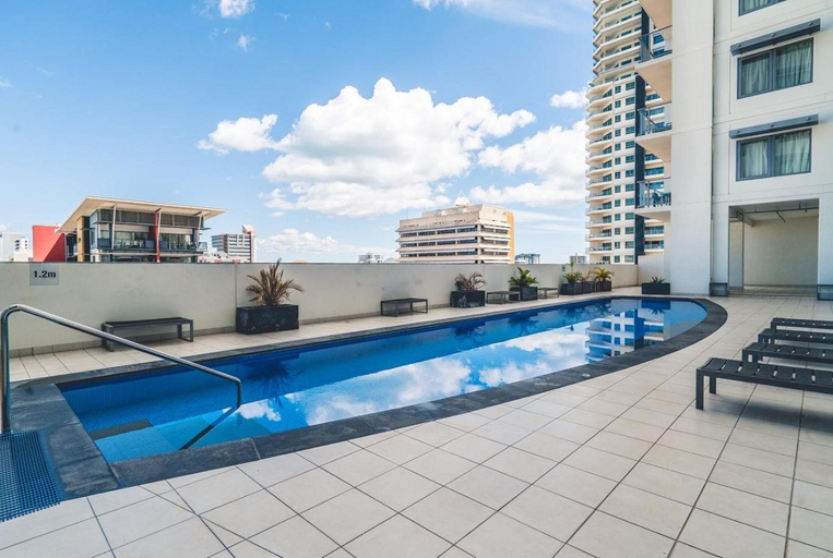 Sport & Beauty, Zen Ocean Reef - Cozy 2-BR/2-BA Sea View Retreat, City - Inner