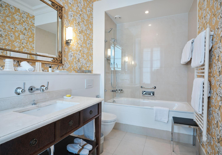 Bathroom 6