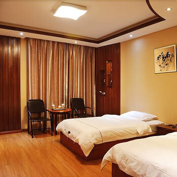 Others 5, Wang Fu Hotel, Dehong Dai and Jingpo
