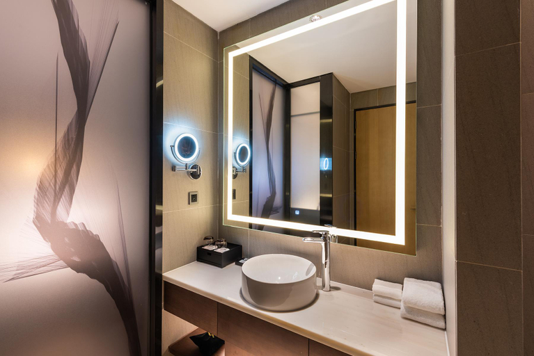 Bathroom 4