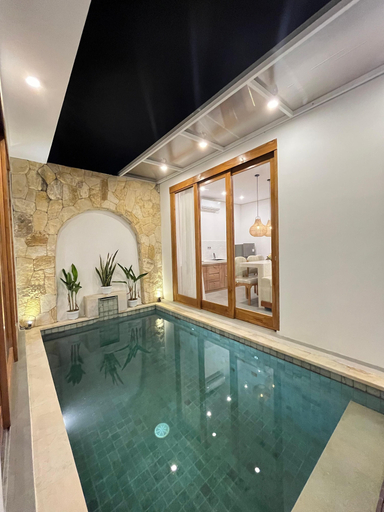 Sport & Beauty 3, Bougenvile Luxury 2BR Private Seminyak, Badung