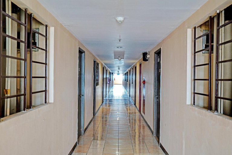 Public Area 2, OYO 93439 The Suites Metro Apartment By Interindo, Bandung