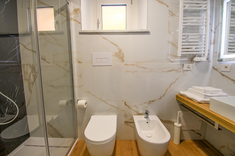 Others 5, Harbor Rooms - Cala Gonone, Nuoro