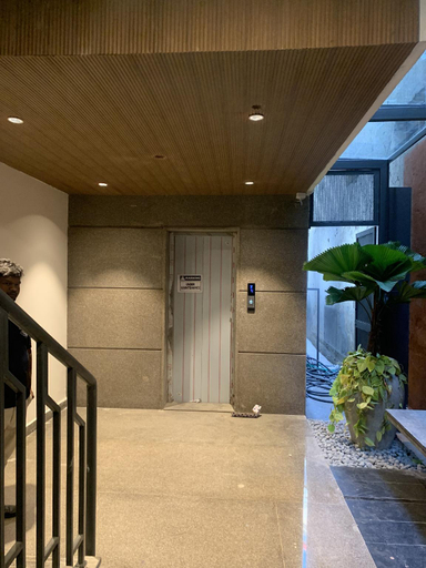 Public Area, Le Grandeur, Bangalore