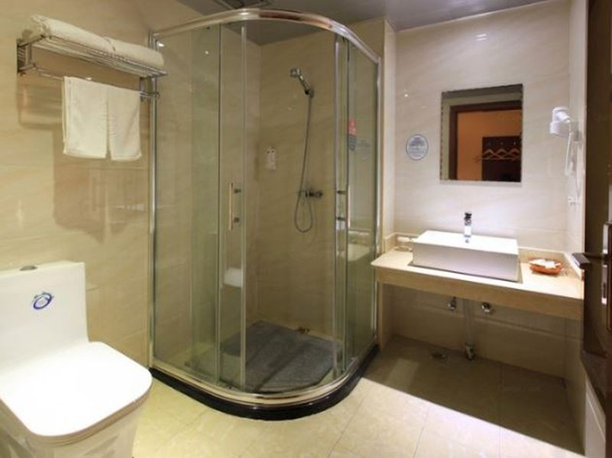 Bathroom 4, GreenTree Inn Lishui Suichang Longgu Road Express Hotel, Lishui