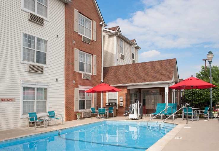 Sport & Beauty, Towneplace Suites Indianapolis Park 100, Marion