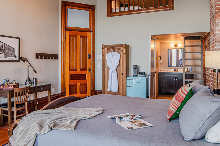 Bedroom 3, The Belmont Hotel, Jefferson