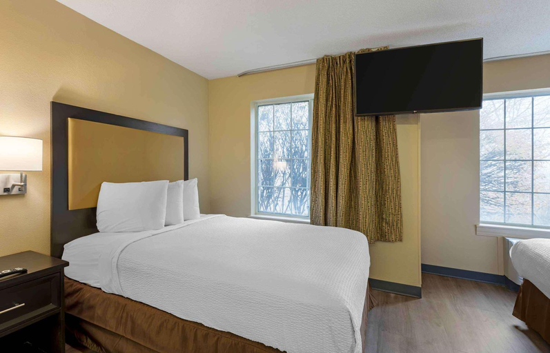Bedroom 8