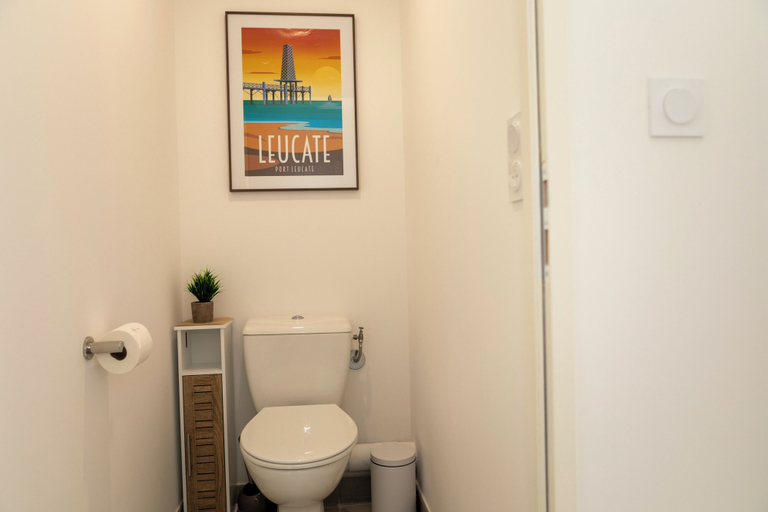 Bathroom 5, MY Hôtel Résidences - Port Leucate, Aude