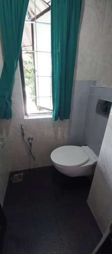 Bathroom 3, Pearl Spot, Ernakulam
