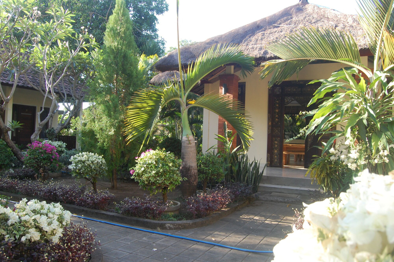 Exterior & Views 2, Star East Guest House, Karangasem