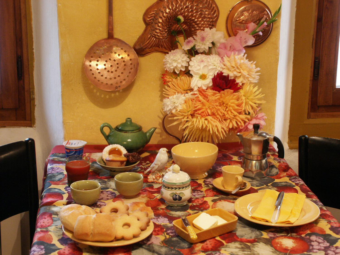 Food & Drinks 4, A o Soâ B&B, Genova