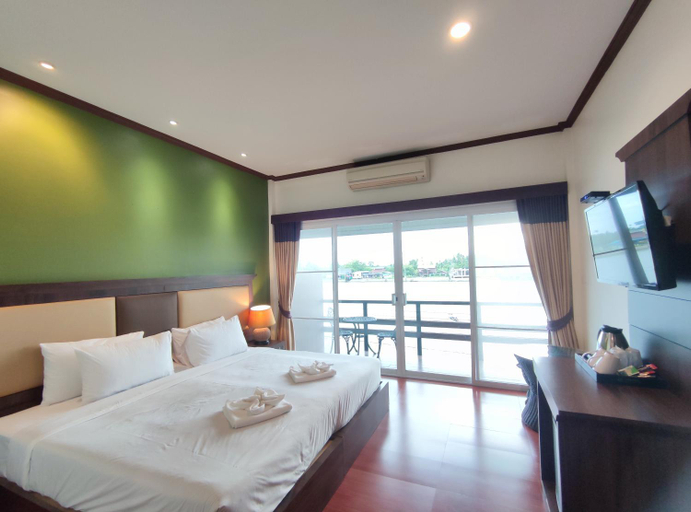 Bedroom 9