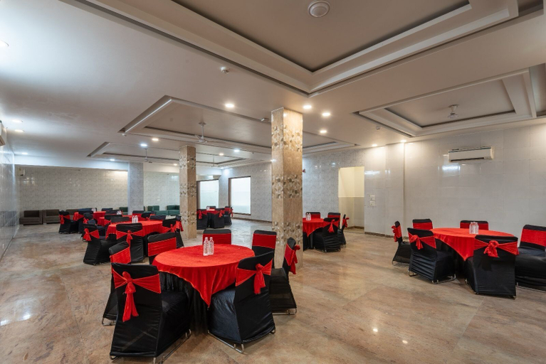 Food & Drinks, Hotel Florence and Banquets By Elite Sol, Gurgaon