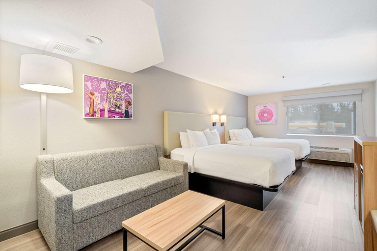 Bedroom 12