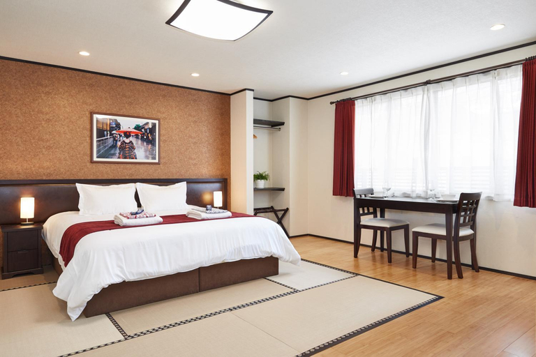 Bedroom 3, The Address Akakura, Myōkō