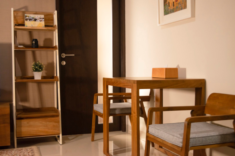 Dining Room 9