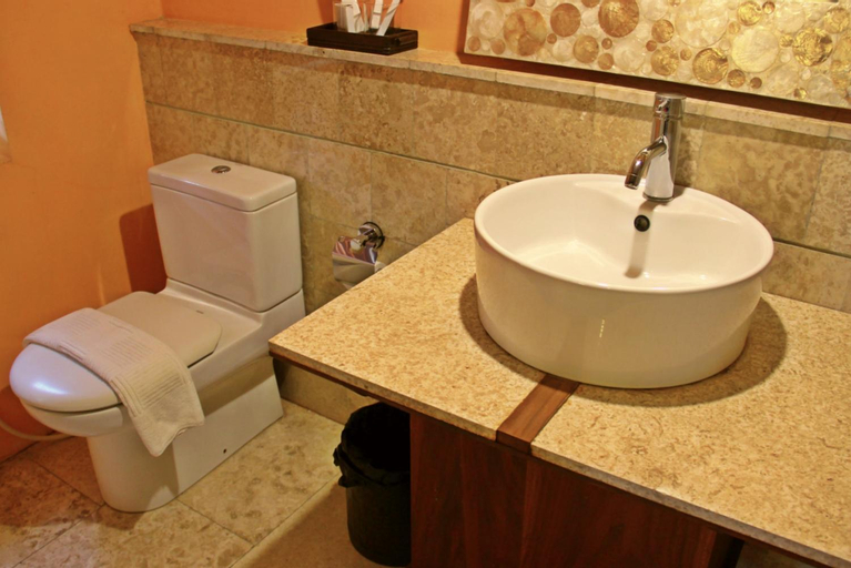 Bathroom 7